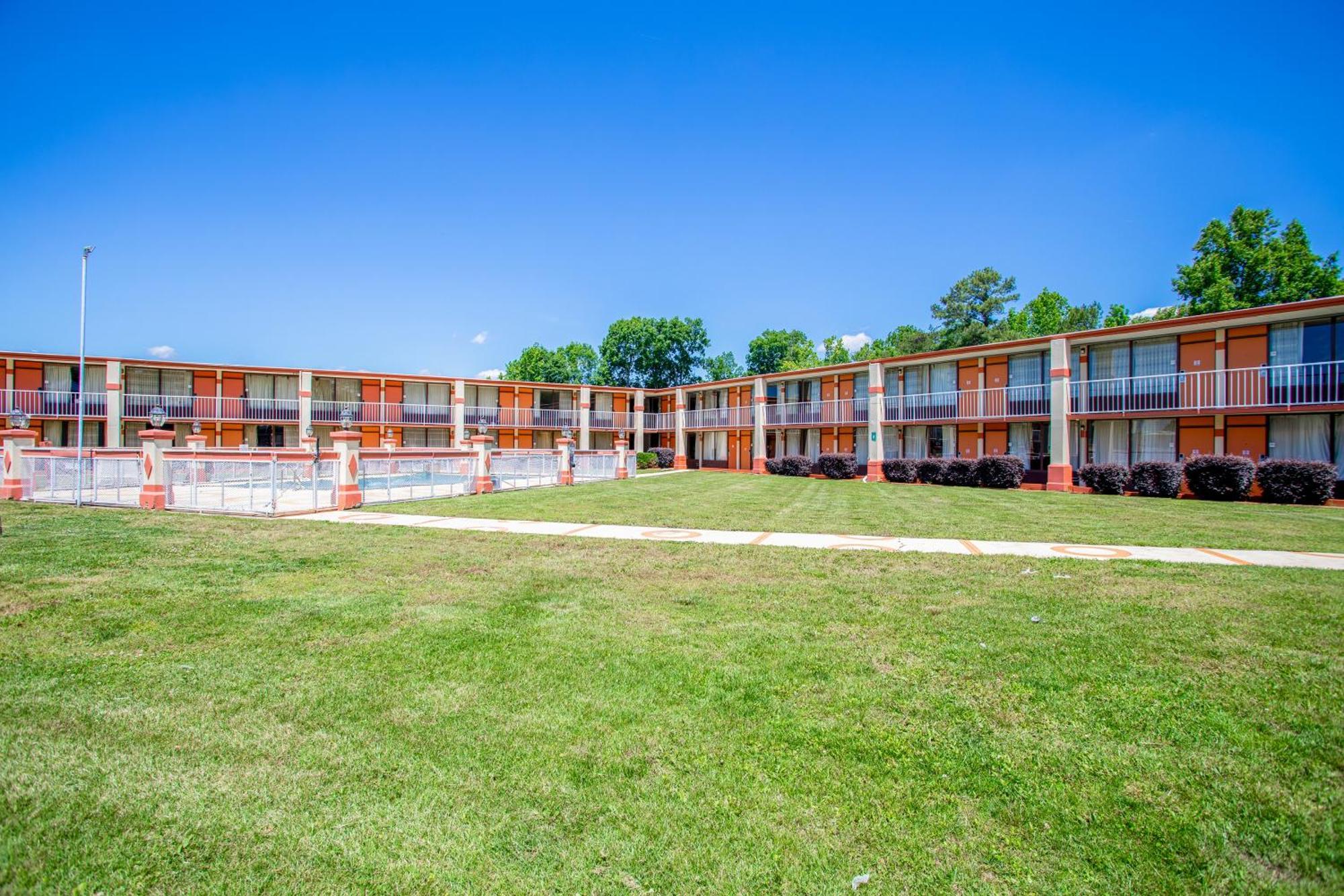 Oyo Hotel Greensboro East I 40 Exterior foto